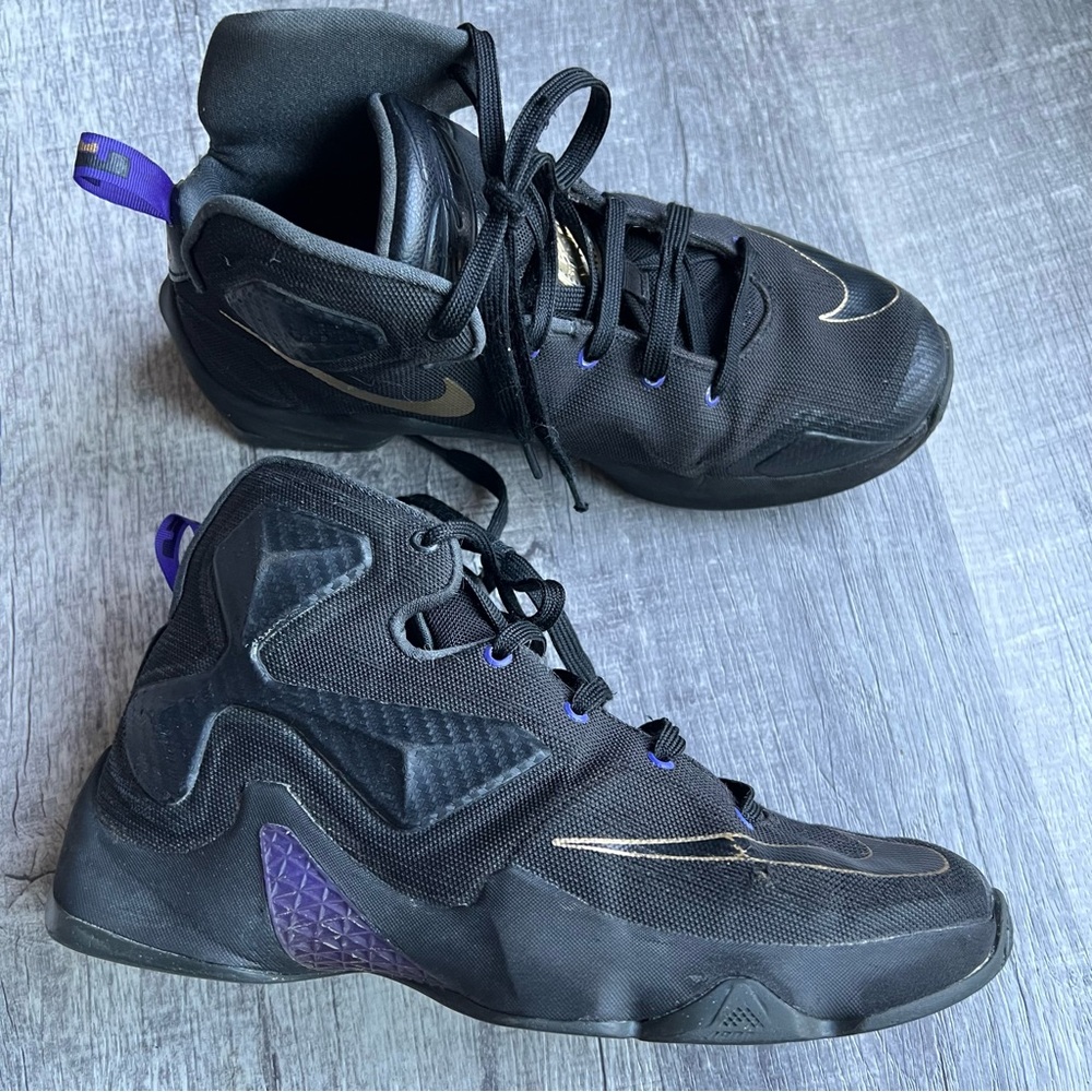 Nike LeBron 13 Pot of Gold Basketball Shoes Youth Size 6 Rare Colorway